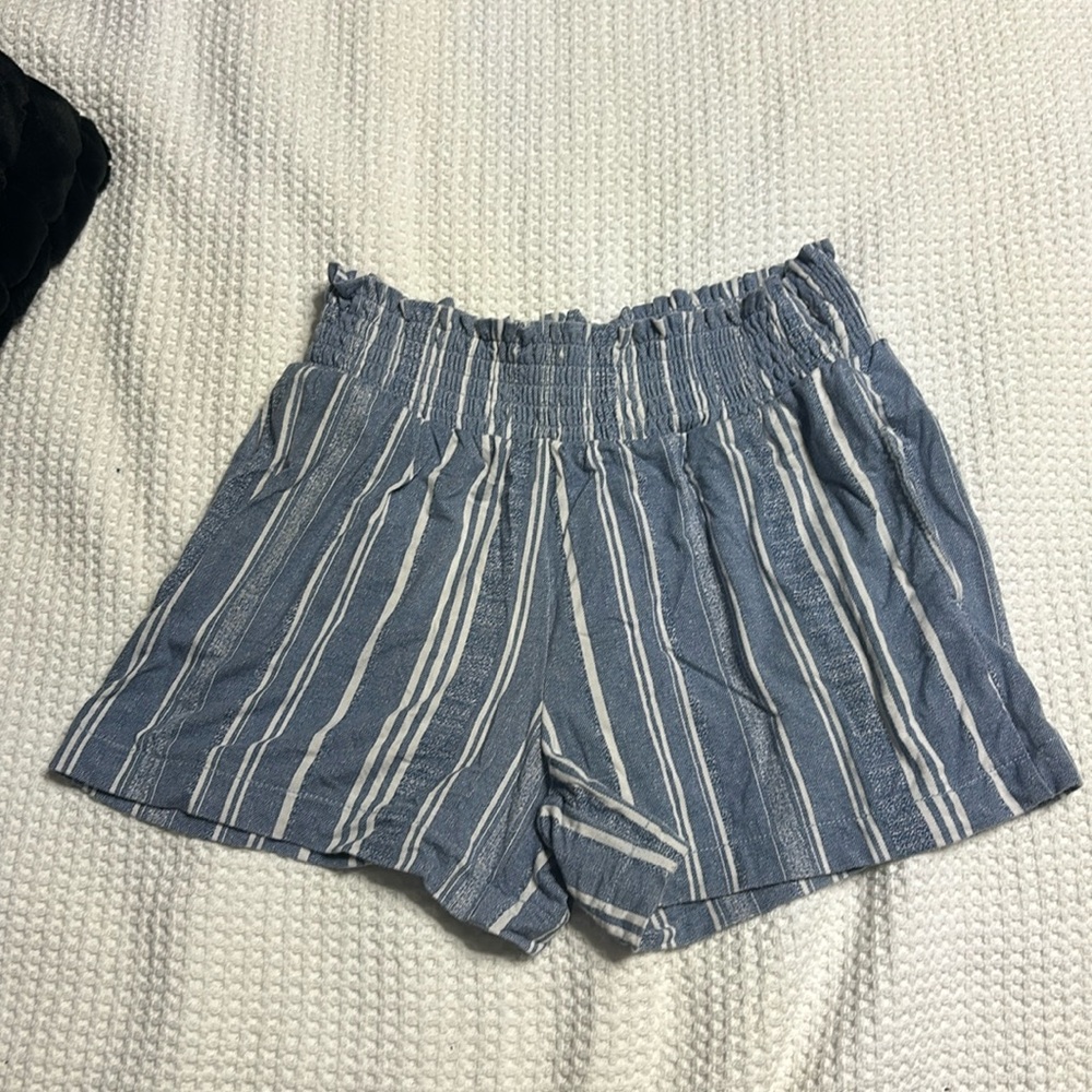 Time and tru flowy shorts